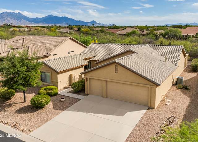 Property at 1986 E Orinda Ln, Green Valley, AZ 85614, 3 beds, 3 baths