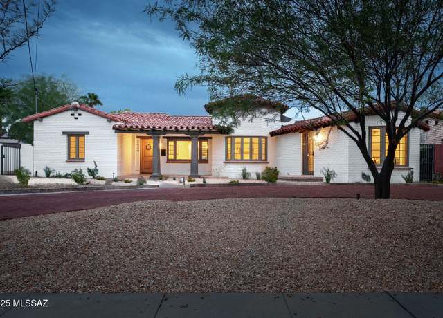 Property at 2424 E 8th St St, Tucson, AZ 85719, 3 beds, 3 baths