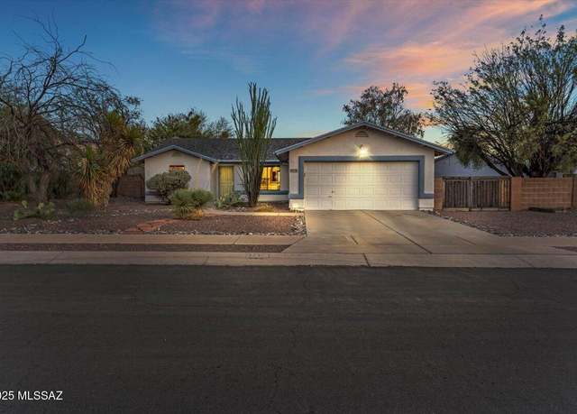 Property at 9530 E Caldwell Dr, Tucson, AZ 85747, 3 beds, 2 baths