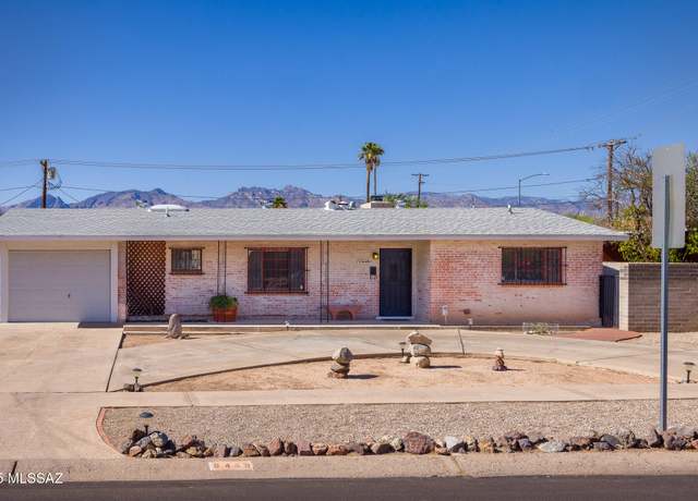 Property at 5449 E Rosewood St, Tucson, AZ 85711, 3 beds, 2 baths