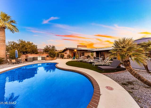 Property at 10915 E Pinal Vis, Tucson, AZ 85730, 4 beds, 3.5 baths