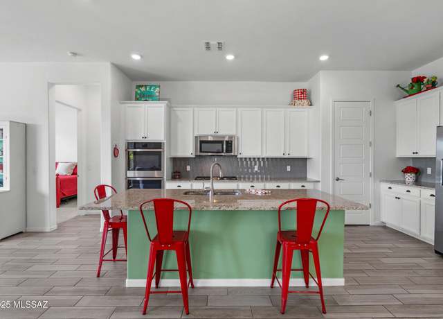 Property at 10881 W Yates Ln, Marana, AZ 85653, 4 beds, 2 baths