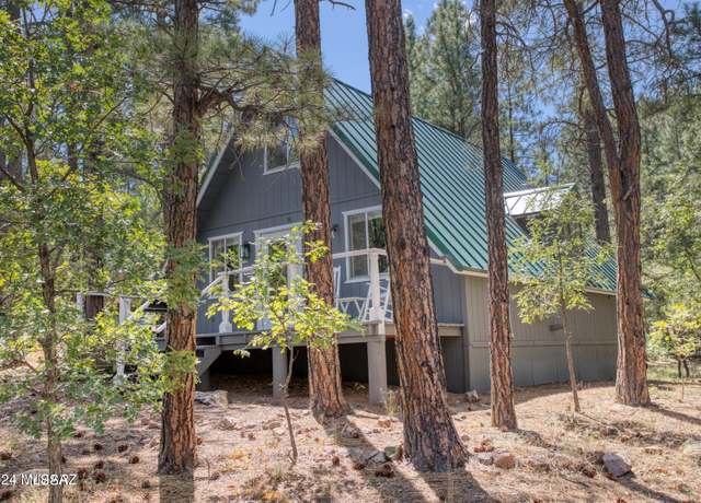 Property at 4481 W Johnson Dr, Show Low, AZ 85901, 2 beds, 1.5 baths