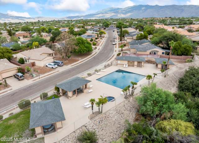 Property at 651 S Chimney Canyon Dr, Tucson, AZ 85748, 3 beds, 2 baths