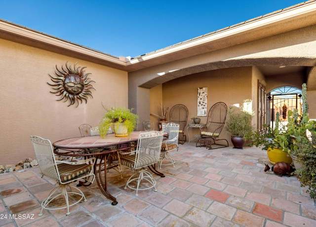 Property at 1985 W Acacia Bluffs Dr, Green Valley, AZ 85622, 3 beds, 3 baths