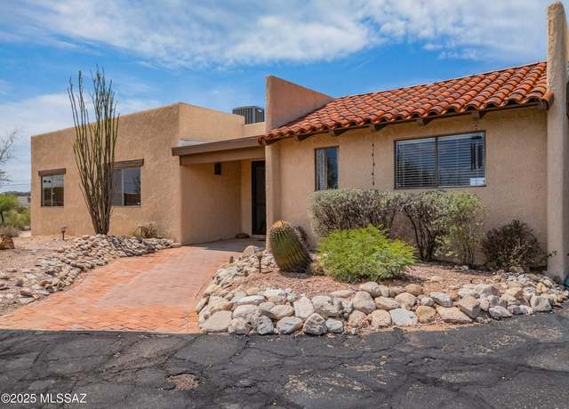 Property at 4759 E Avenida Del Cazador, Tucson, AZ 85718, 4 beds, 2 baths
