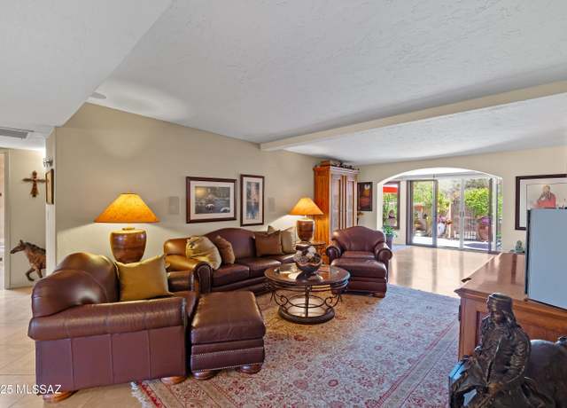 Property at 57 E Mediterranean Dr, Oro Valley, AZ 85704, 2 beds, 2 baths