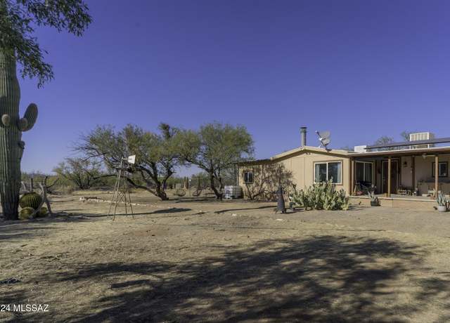 Property at 11398 W Kushmaul Rd, Tucson, AZ 85735, 2 beds, 2 baths