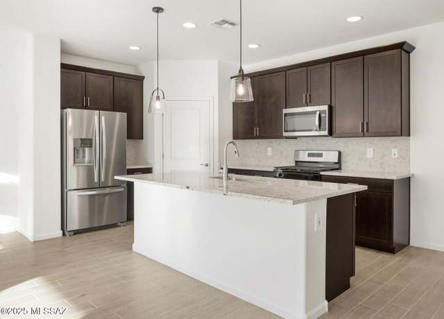Property at 6719 W Cold Stream Ct, Tucson, AZ 85757, 3 beds, 2 baths