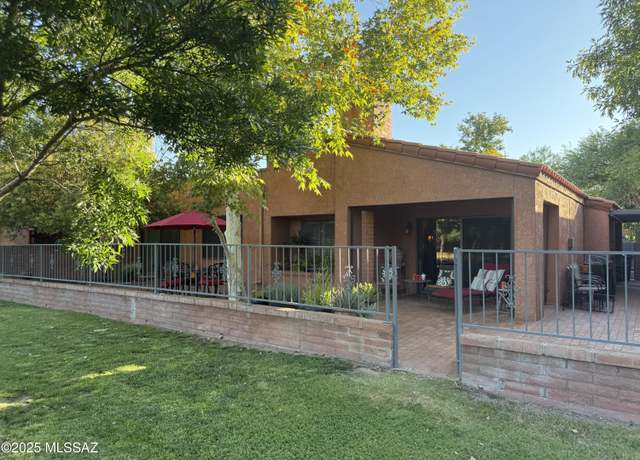 Property at 3140 N Hill Farm Dr, Tucson, AZ 85712, 2 beds, 2 baths