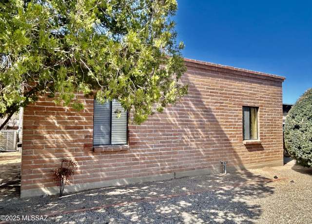 Property at 150 E Verde Vis, Green Valley, AZ 85614, 3 beds, 2 baths