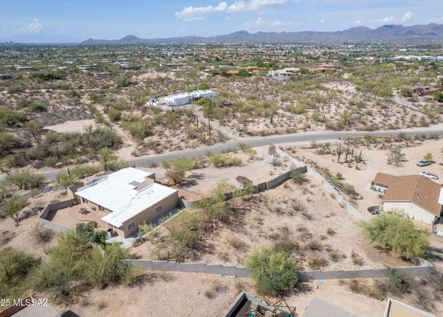 Property at 5801 N Calle Kino, Tucson, AZ 85704, 3 beds, 2 baths