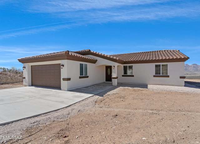 Property at 1100 Mako Ct, Rio Rico, AZ 85648, 3 beds, 2 baths