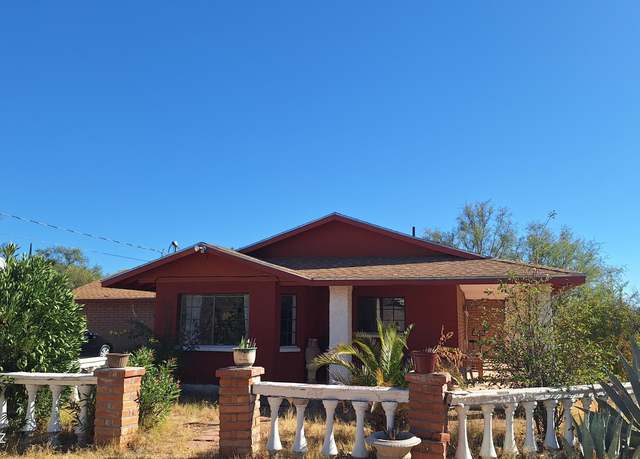 Property at 397 Leno Ct, Rio Rico, AZ 85648, 3 beds, 2 baths