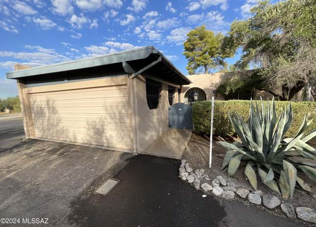 Property at 4700 N Calle Lampara, Tucson, AZ 85718, 3 beds, 2 baths