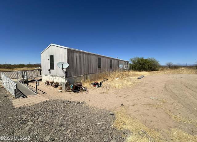 Property at 17508 W Western Star Tr Trl, Tucson, AZ 85735, 4 beds, 2 baths