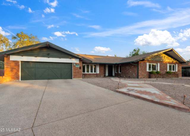 Property at 6835 E Calle Luciente, Tucson, AZ 85715, 3 beds, 3.5 baths