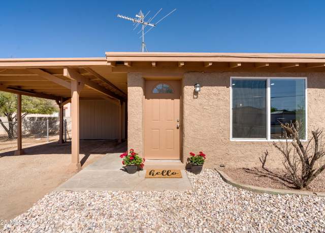 Property at 806 N Arcadia Ave, Tucson, AZ 85711, 2 beds, 1 bath
