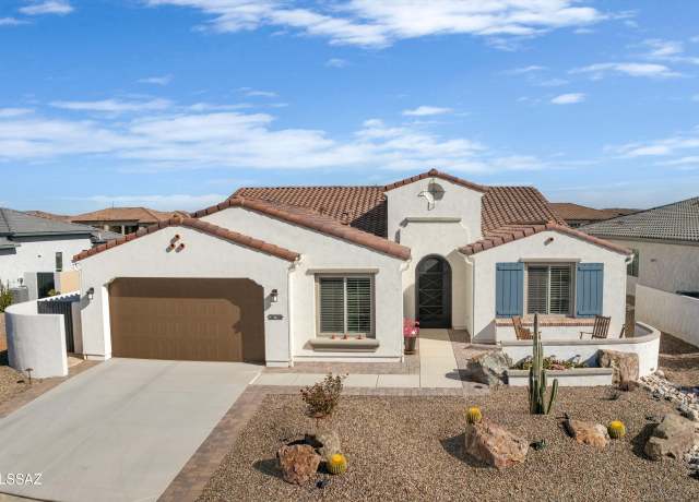 Property at 30755 S Chestnut Way, Oracle, AZ 85623, 2 beds, 2.5 baths