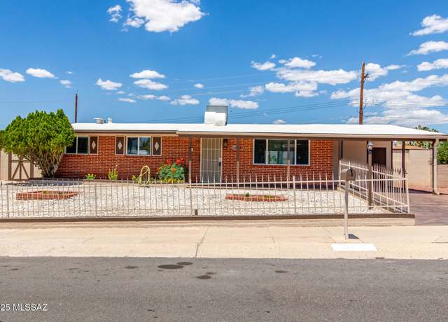 Property at 8441 E Hawthorne St, Tucson, AZ 85710, 4 beds, 2 baths