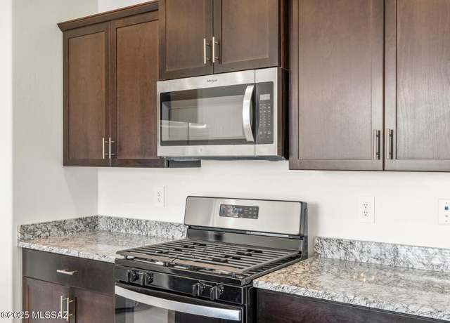 Property at 4722 E Julian Wash Dr, Tucson, AZ 85706, 4 beds, 3 baths