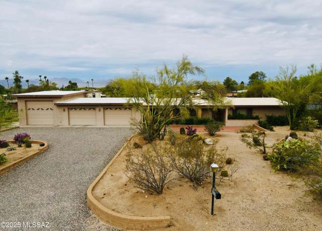Property at 7621 N Placita De Los Amigos, Tucson, AZ 85704, 4 beds, 2 baths