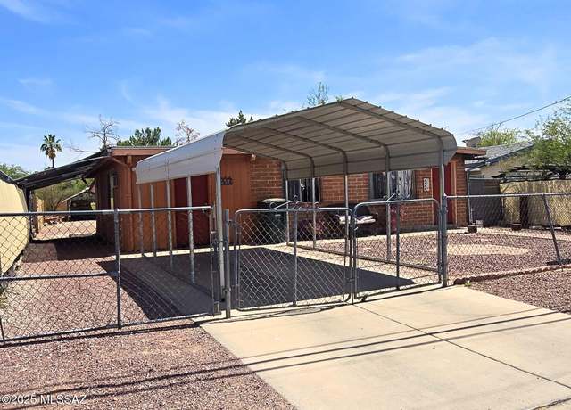 Property at 1443 W Hualpai Rd, Tucson, AZ 85745, 3 beds, 2 baths
