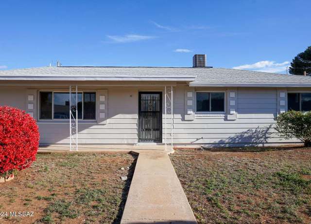 Property at 100 E James Dr, Sierra Vista, AZ 85635, 3 beds, 2 baths