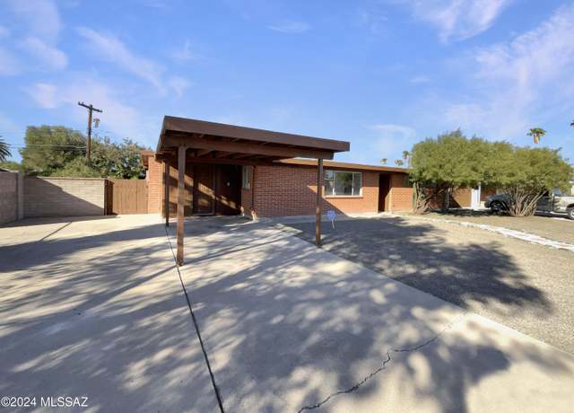Property at 7249 E Sylvane Dr, Tucson, AZ 85710, 3 beds, 2 baths