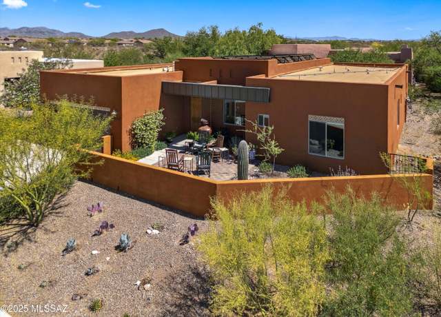 Property at 8123 S Galileo Ln, Tucson, AZ 85747, 3 beds, 2 baths