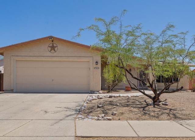 Property at 7925 S Danforth Ave, Tucson, AZ 85747, 3 beds, 2 baths
