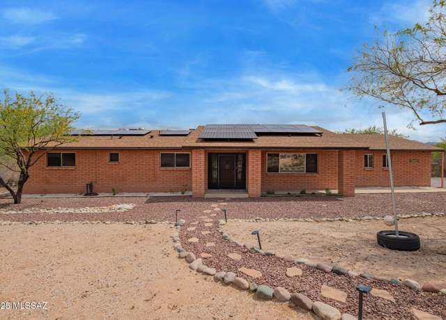 Property at 3510 N Catalina Way, Tucson, AZ 85749, 3 beds, 2 baths