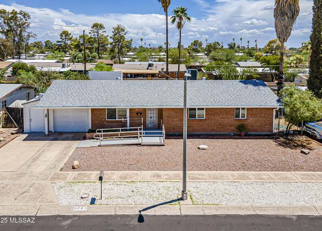 Property at 5732 E 13th St, Tucson, AZ 85711, 3 beds, 2 baths