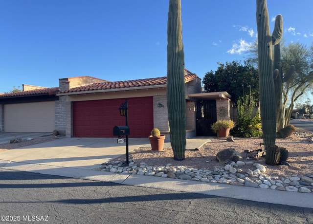 Property at 8587 N Calle Tioga, Tucson, AZ 85704, 3 beds, 2 baths