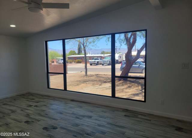 Property at 2026 S Calle Cordova, Tucson, AZ 85710, 4 beds, 2 baths
