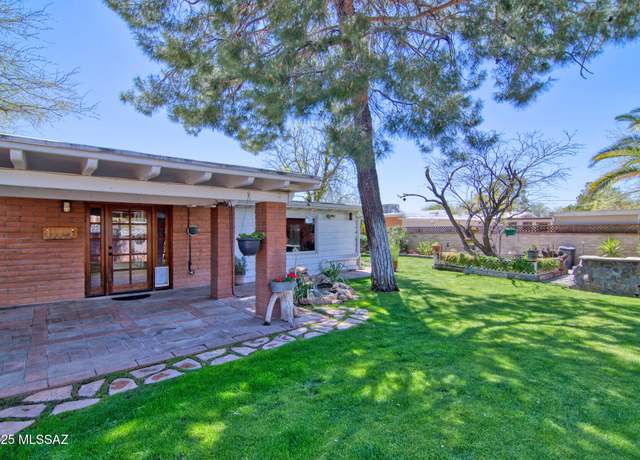 Property at 1207 E Smoot Dr, Tucson, AZ 85719, 3 beds, 2 baths