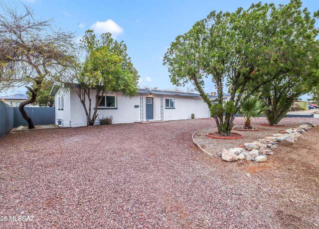Property at 4717 E 2nd St, Tucson, AZ 85711, 3 beds, 2 baths