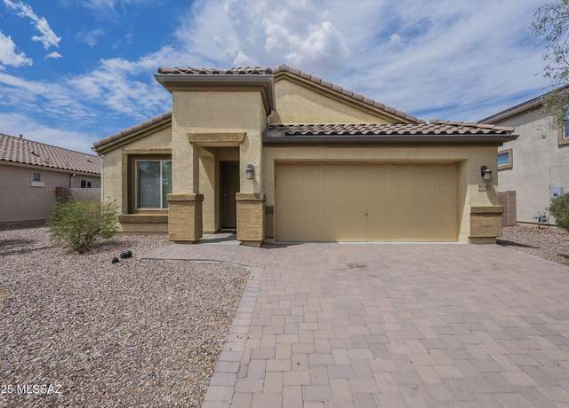 Property at 8760 W Saguaro Moon Rd, Marana, AZ 85653, 4 beds, 2.5 baths