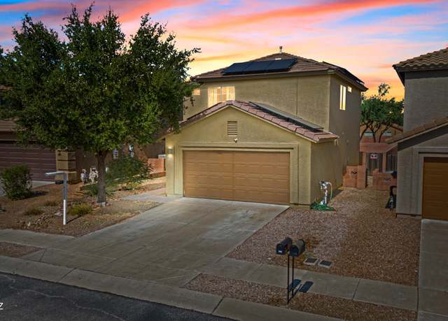 Property at 398 W Cedar Chase Dr, Green Valley, AZ 85614, 4 beds, 2.5 baths