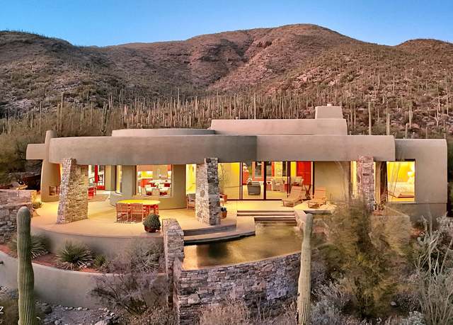 Property at 10150 E Sabino Estates Dr, Tucson, AZ 85749, 3 beds, 2.5 baths