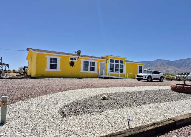 Property at 215 W 83rd St, Safford, AZ 85546, 3 beds, 2 baths