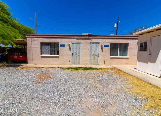 Property at 3925 E Paseo Dorado, Tucson, AZ 85711, 5 beds, 3 baths
