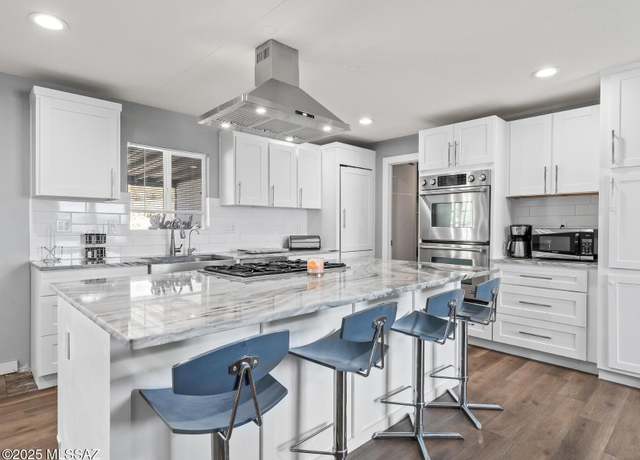 Property at 9498 S Tewa Trl, Vail, AZ 85641, 4 beds, 2 baths