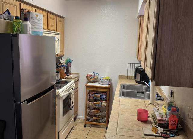 Property at 1810 E Blacklidge Dr Apt 912, Tucson, AZ 85719, 2 beds, 1 bath