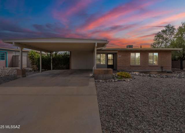Property at 9842 E Creek St, Tucson, AZ 85730, 3 beds, 2 baths