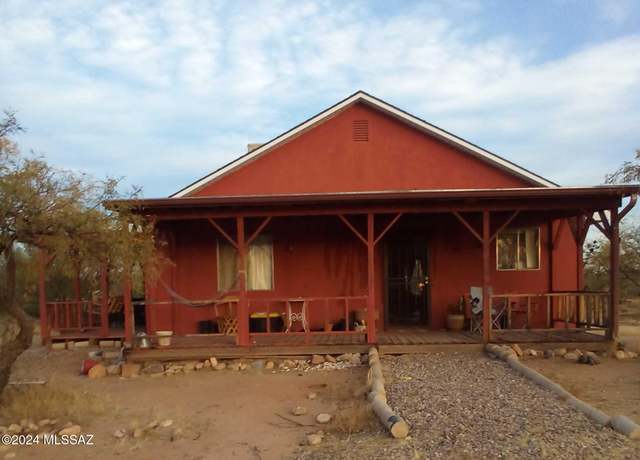 Property at 12280 W Daviti Ln, Tucson, AZ 85736, 3 beds, 1.5 baths