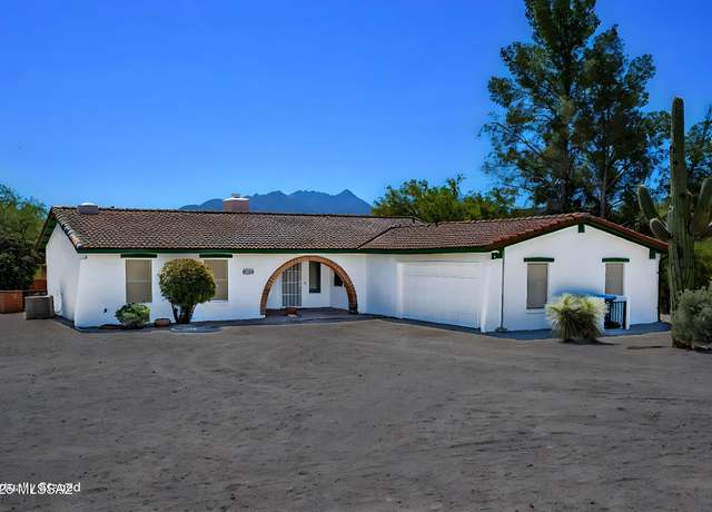 Property at 1341 S Camino Del Sol, Green Valley, AZ 85622, 3 beds, 2 baths