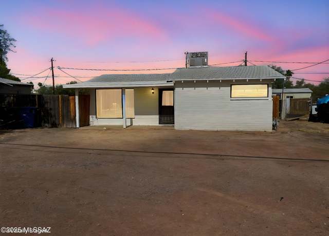 Property at 2731 N La Verne Ave, Tucson, AZ 85712, 2 beds, 1 bath