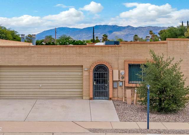 Property at 1233 S Oak Park Dr, Tucson, AZ 85710, 2 beds, 2 baths