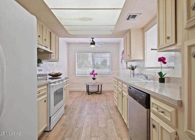 Property at 2525 E Prince Rd #8, Tucson, AZ 85716, 2 beds, 2 baths